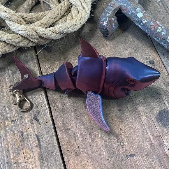 CUSTOM ORDER FOR @HOWEPM Articulated Shark Keychain - Picture 10 of 10